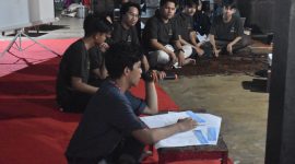 Foto saat Muhammad Ammar Latif ditetapkan sebagai ketua umum LPM Penalaran (Foto:ist)