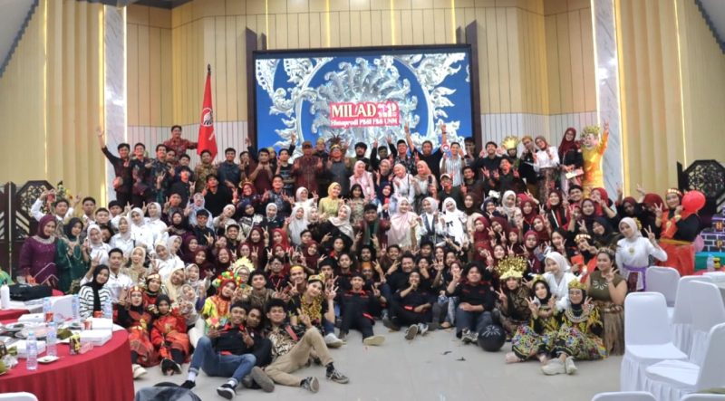 Potret Partisipan pada Perayaan Malam Puncak Milad XXII Himaprodi PBSI (Foto: Ist)