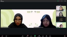Potret tim mahasiswi JTIK saat mempresentasikan hasil inovasi yang telah mereka rancang pada (30/11), (Foto: Ist.)