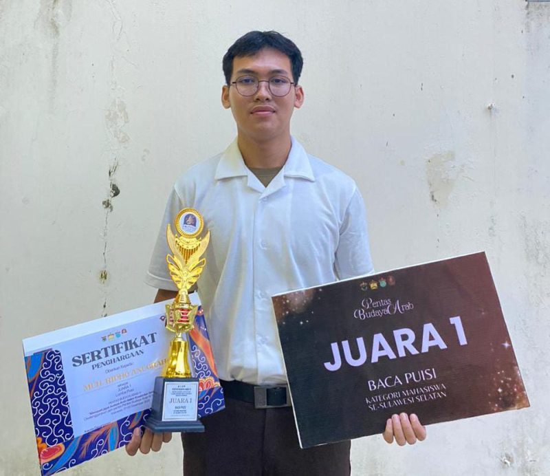 Potret Ridho pemenang lomba baca puisi pada ajang Pentas Budaya Arab 2025, (Foto : ist.)