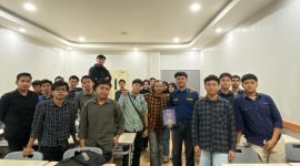 Potret mahasiswa HMM FT-UNM dalam Bincang Buku “GEMAR”.