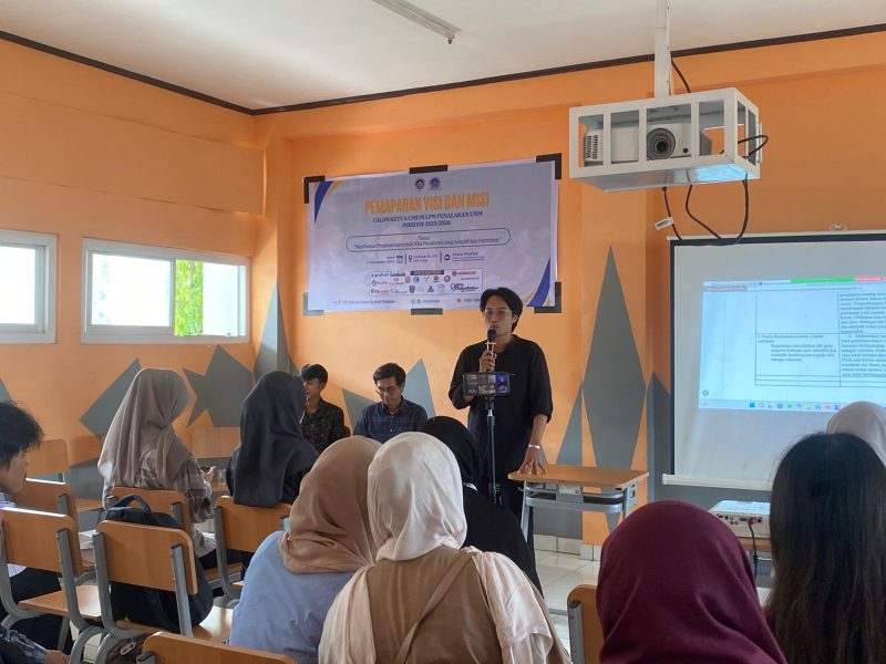 Prosesi pemaparan visi misi LPM Penalaran UNM, (Foto: Ist.)