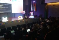 Potret sesi hands-on Lab Develop Serverless Applications on Cloud Run oleh pemateri, Asrar Abu Khair, Foto: (Ist.)