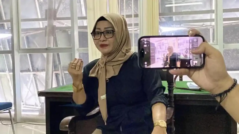 Potret Dosen Q Sebagai Pelapor, (Foto: Int.)