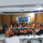 Ketua HMJ Kimia FMIPA UNM, Andi Adeha Ridwan, bersama jajaran pengurus HMJ Kimia FMIPA UNM usai pelantikan kepengurusan periode 2026 di Ruang Seminar Lantai 2 Kimia FMIPA UNM, (Foto: Ist.)