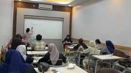 Mahasiswa Pendidikan Bahasa Jerman mengikuti kegiatan Kontakte Deutsch yang diselenggarakan oleh HMPS Deutsch, (Foto: Ist.)