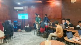 Potret kegiatan weekly class data science pada pertemuan ketiga, Minggu (1/2), (Foto: Ist.)