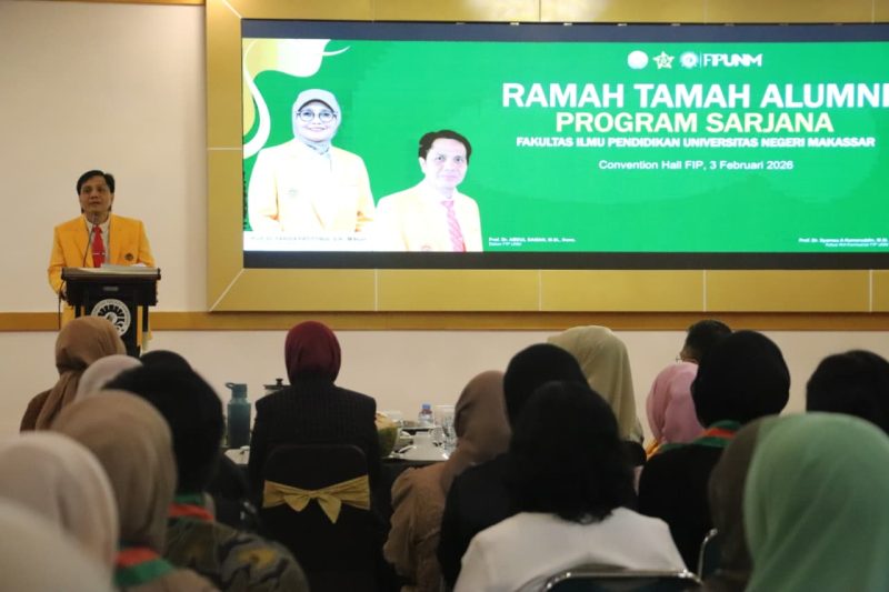 Potret sambutan Dekan FIP pada acara ramah tamah wisudawan, (Foto: Dok. Profesi)