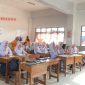Foto suasana pembelajaran dalam kelas di SMAN 8 Makassar, (Foto: Ist.)