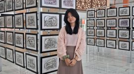 Potret Nabila Sakia peraih juara 1 lomba kaligrafi di Pameran Tunggal Kaligrafi, (Foto: Ist.)