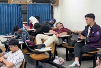 Ilustrasi mahasiswa mengantuk saat mengikuti perkuliahan selama Ramadan, (Foto: Int.)