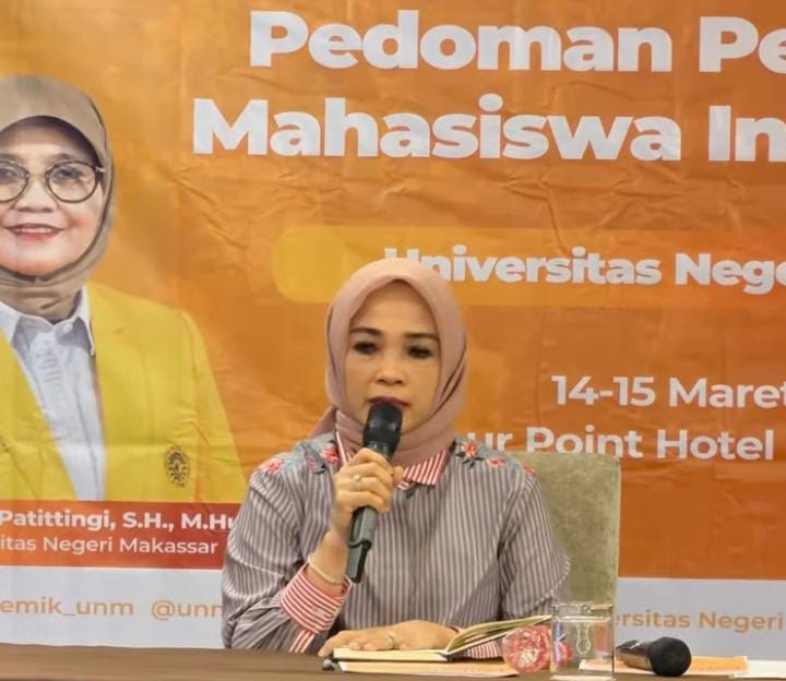Potret Wakil Rektor Bidang Akademik UNM Saat Membuka Workshop Penyusunan Pedoman Penerimaan Mahasiswa Internasional, (Foto: Int.)
