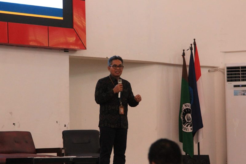 Potret Dekan FT UNM Saat Menyampaikan Sambutan, (Foto: Ist.)