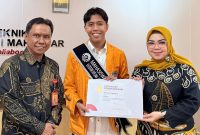 Potret Ahmad Fauzan, mahasiswa Tata Boga dan Perhotelan, terpilih sebagai Mahasiswa Berprestasi kategori Diploma Fakultas Teknik 2026, (Foto: Ist.)