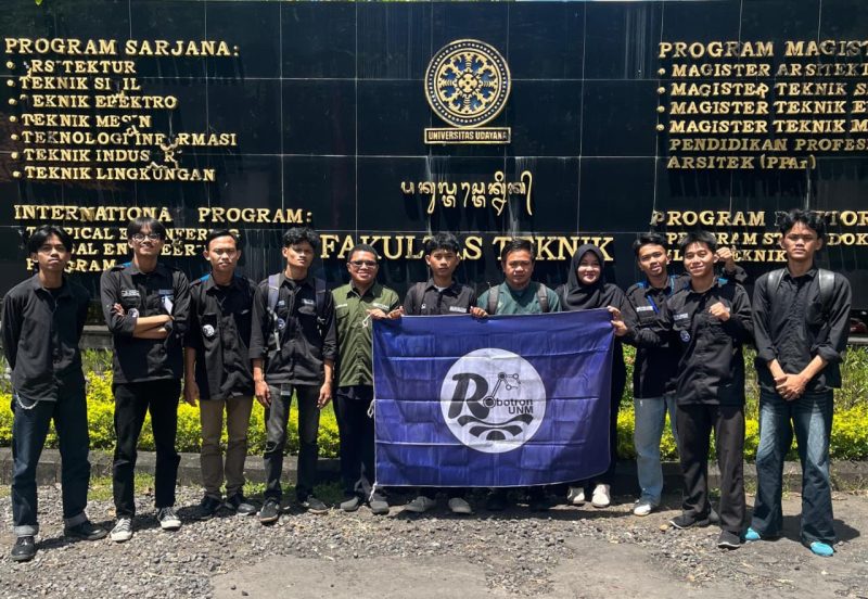Potret Tim ROBOTRON UNM saat mengikuti ajang ELCCO 2026 di Universitas Udayana, Bali. (Foto: Ist.)