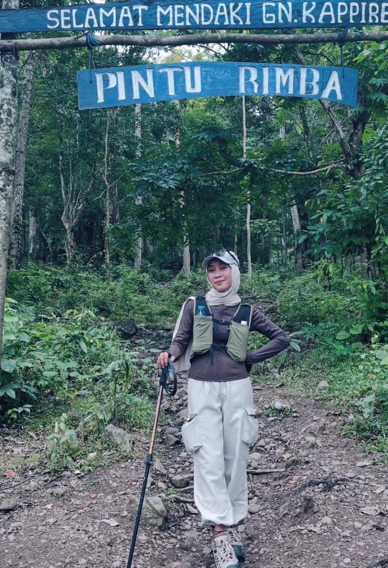 Potret Nur Istifani, Mahasiswi Administrasi Publik FIS-H UNM 2025, (Foto: Ist.)