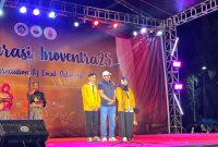 Potret Pengukuhan Perwakilan Mahasiswa Kewirausahaan Angkatan 2025 dalam Acara Inaugurasi Inoventra 25 (Foto : Putri Salsabila)