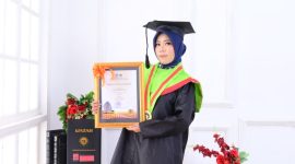 Potret Andi Fitri Novianti Wisudawan Terbaik FT UNM, ( Foto : Ist.)