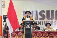 Potret Plt Rektor saat Sambutan Wisuda Periode April 2026, (Foto: Dok.Profesi)