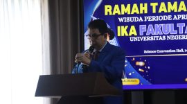 Potret Sambutan Dekan FMIPA, (Foto: Andi Mappasoko RD.)