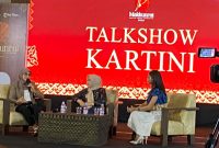 Potret Pelaksana Tugas (Plt) Rektor Universitas Negeri Makassar (UNM), Farida Patittingi dalam Talkshow Kartini Expo, (Foto: Ficka Aulia Khaerunnisa)