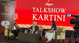 Potret Pelaksana Tugas (Plt) Rektor Universitas Negeri Makassar (UNM), Farida Patittingi dalam Talkshow Kartini Expo, (Foto: Ficka Aulia Khaerunnisa)