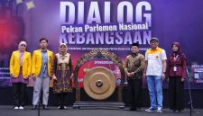 Potret pada Pembukaan Dialog Kebangsaan oleh Plt Rektor UNM, (Foto: Profesi)