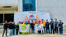 Foto Bersama Tim Himatik dengan Lain Ketika Kegiatan Berlangsung, (Foto: Ist)