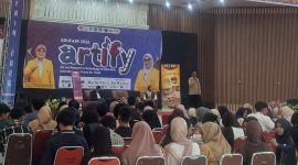 Suasana Peserta Menyimak Pemateri Saat Talkshow Pendidikan TP UNM, (Foto: Ratna Wulandari)