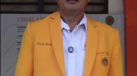 Potret Andi Ihsan, Dekan Fakultas Seni Dan Desain Universitas Negeri Makassar, (Foto; Dok Profesi)
