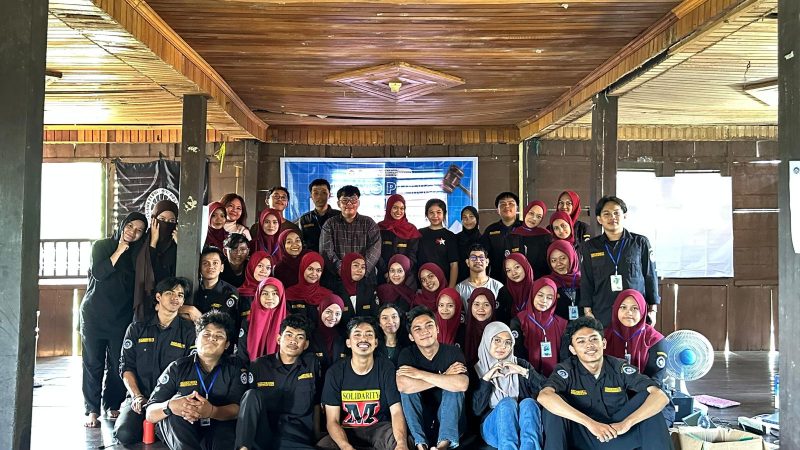 Foto Bersama UKM Maphan Setelah Sidang Pleno di Rumah Adat Pinrang, Benteng Somba Opu, (Foto: Ist.)