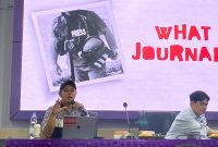 Potret Sanovra JR saat Pemaparan Materi, (Foto: Ficka Aulia Khaerunnisa)