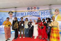 Sesi Foto Bersama Peserta Lomba Mending, (Foto: Ist.)