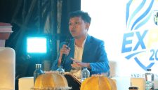 Potret Sofyan Basri saat Memaparkan Materi dalam Kegiatan Talkshow Pendidikan, (Foto: Kirei Augusta Aulatallah Uzhma)
