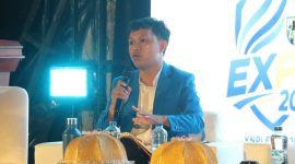 Potret Sofyan Basri saat Memaparkan Materi dalam Kegiatan Talkshow Pendidikan, (Foto: Kirei Augusta Aulatallah Uzhma)