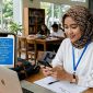 Ilustrasi Praktik Etika Berkomunikasi Mahasiswa terhadap Dosen, (Foto: AI)