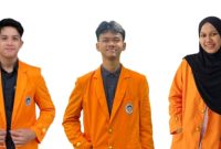 Potret Anggota Tim, Radit berada di tengah sebagai ketua tim, (Foto: Ist.)