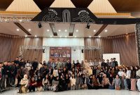 Potret Bersama Pemateri dan Peserta Seminar (Foto: Ist.)