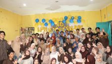 Potret Para Pengelola dan Demisioner Profesi UNM, (Foto: Dok. Profesi.)