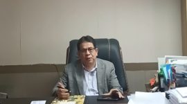 Potret Dekan FMIPA Memberi Ucapan Hari Lahir Profesi UNM ke-50 Tahun, (Foto: Dok. Profesi)