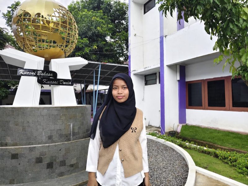Nur Faizah, peraih Juara 1 Essay Writing Competition English Fair 2026, (Foto: Ist.)
