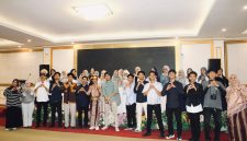 Foto bersama Para Mahasiswa Gelora, (Foto: Ist.)