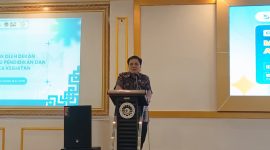 Potret Dekan FIP Saat Menyampaikan Sambutan, (Foto: Nur Hafizhah)