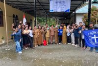 Potret Mahasiswa GMKI Cabang Makassar Bersama Tenaga Kesehatan Usai Pelaksanaan Kegiatan Bakti Sosial, (Foto: Ist.)