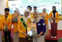 Potret Adelia Sari Usai Dinobatkan sebagai Duta Kampus FIP UNM 2026 dalam Acara Penganugerahan FIP Ambassador 2026, (Foto: Ist.)