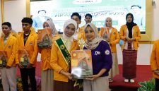 Potret Adelia Sari Usai Dinobatkan sebagai Duta Kampus FIP UNM 2026 dalam Acara Penganugerahan FIP Ambassador 2026, (Foto: Ist.)