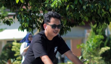 Metafora Analitis Hukum Newton III dan Psikologi Kebijakan: Setiap Aksi Negara Melahirkan Reaksi Manusia