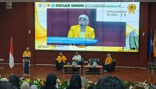 Potret Plt Rektor saat Memberikan Sambutan di Kuliah Umum, (Foto: Muhammad Syarief)