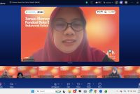 Potret Suriati Eka Putri, Wakil Dekan Kerja Sama dan Pengembangan FMIPA UNM saat Beri Sambutan dalam Kegiatan Selidik, (Foto: Rosdiana)