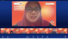 Potret Suriati Eka Putri, Wakil Dekan Kerja Sama dan Pengembangan FMIPA UNM saat Beri Sambutan dalam Kegiatan Selidik, (Foto: Rosdiana)
